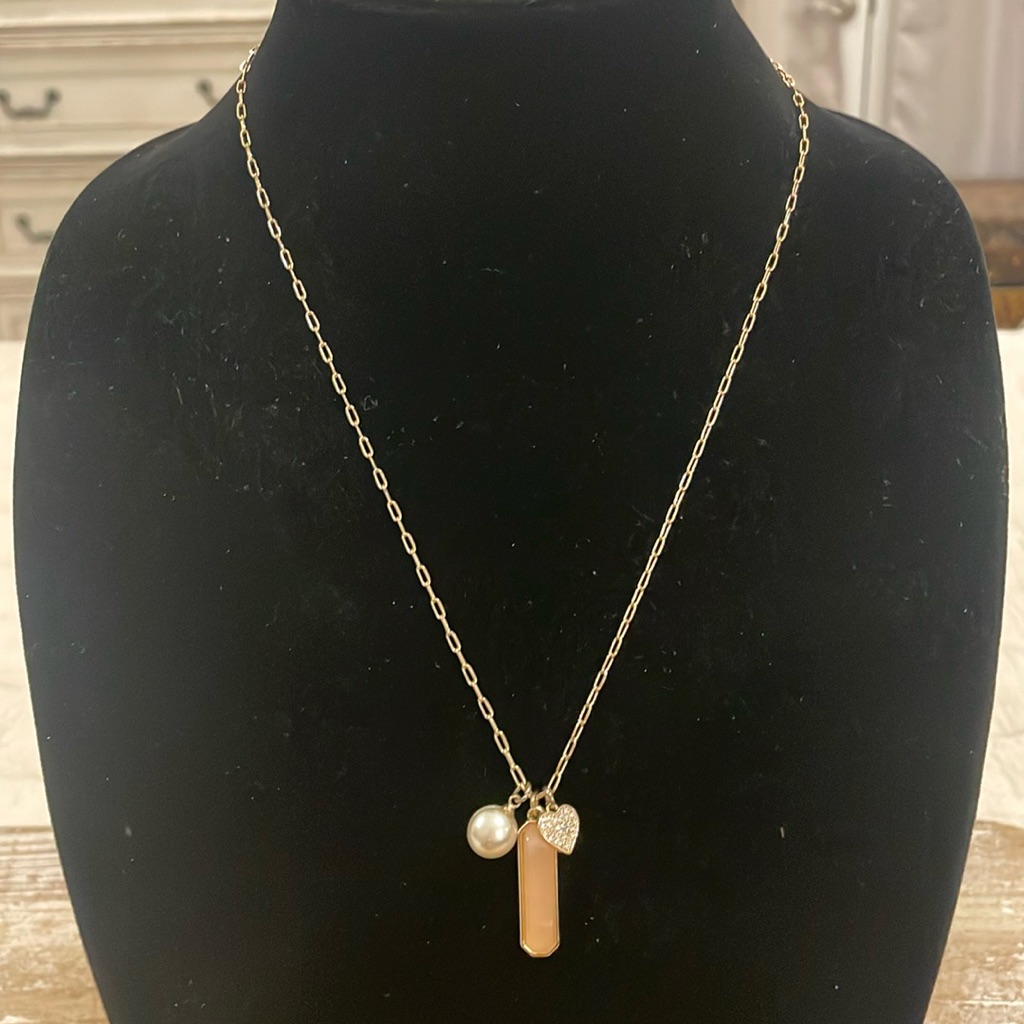 Vintage La Cn Gold Tone Faux Pearl Heart Pendant Long Statement Necklace